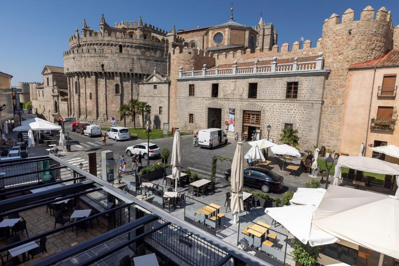 Hostal Restaurante Puerta Del Alcazar Avila Exterior photo